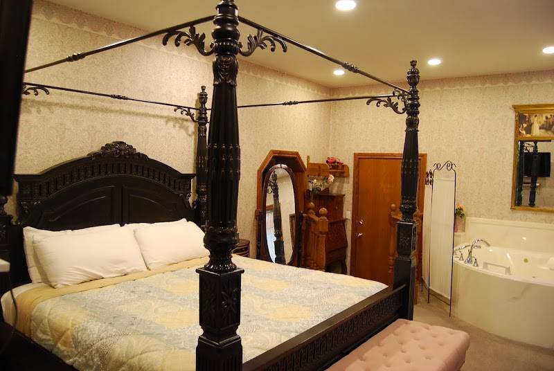 Hines Mansion